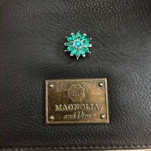 Magnolia and Vine Original Sized (18 mm) Snap in green and blue stone